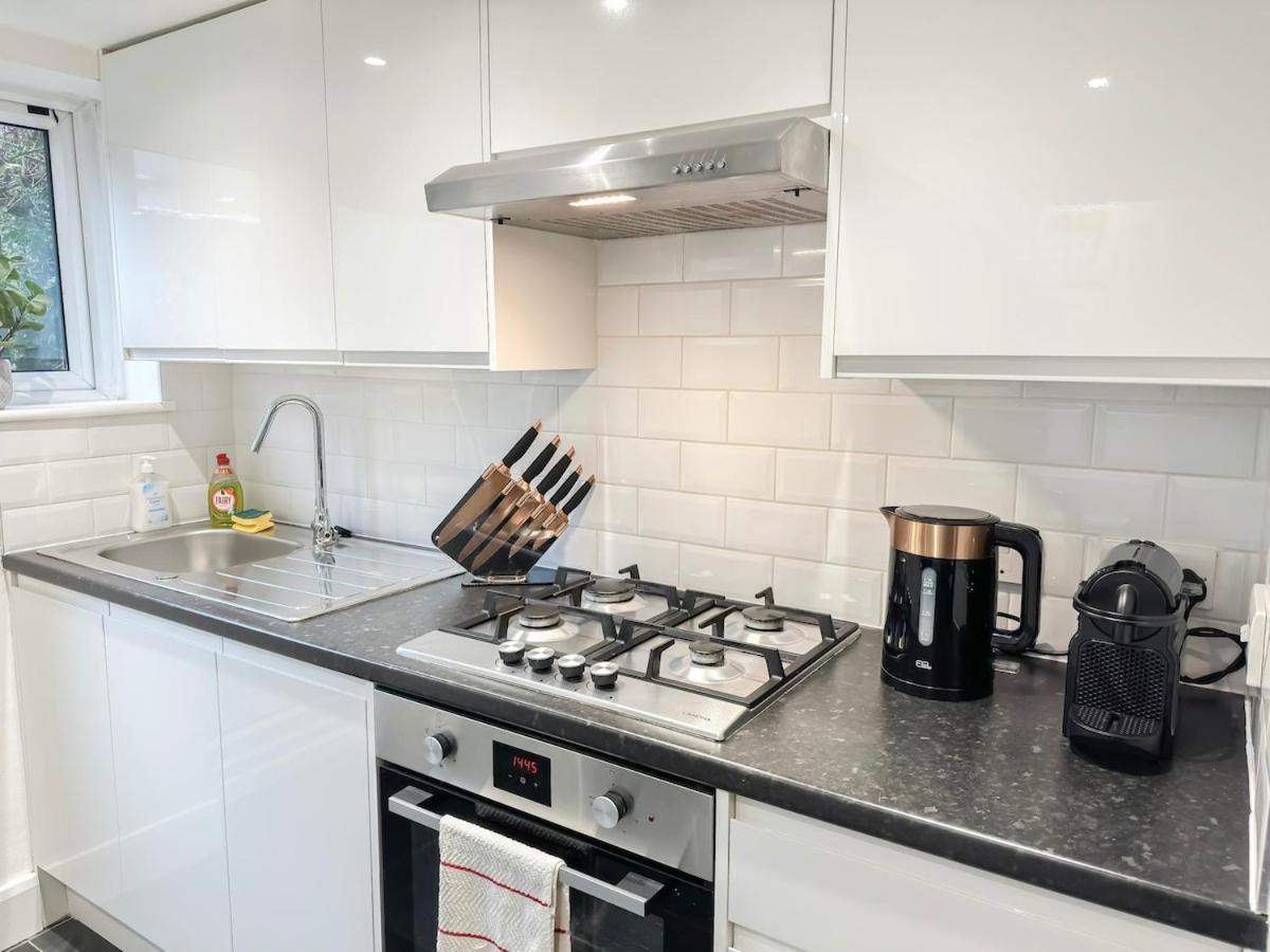 1-bedroom Flat With Small Garden & Paid Parking In Finsbury Park, Highbury * Londres