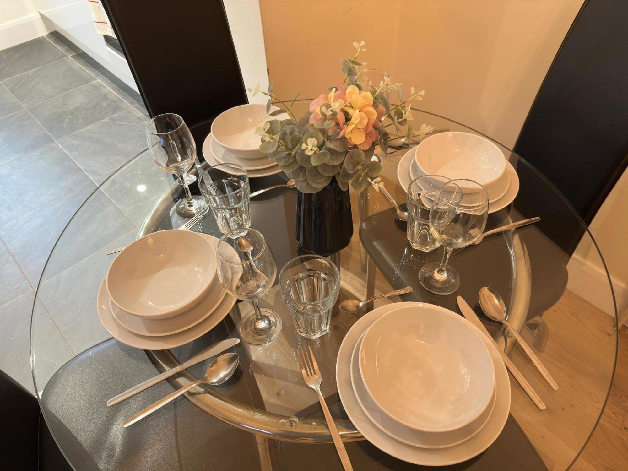 1-bedroom Flat With Small Garden & Paid Parking In Finsbury Park, Highbury Apartamento